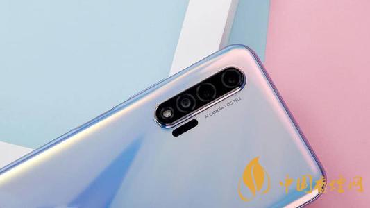 華為手機銷量或跌八成！華為手機是否會降價？