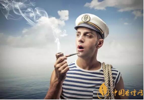 香煙夾耳朵上是怎么來的，耳夾煙是男人的專利